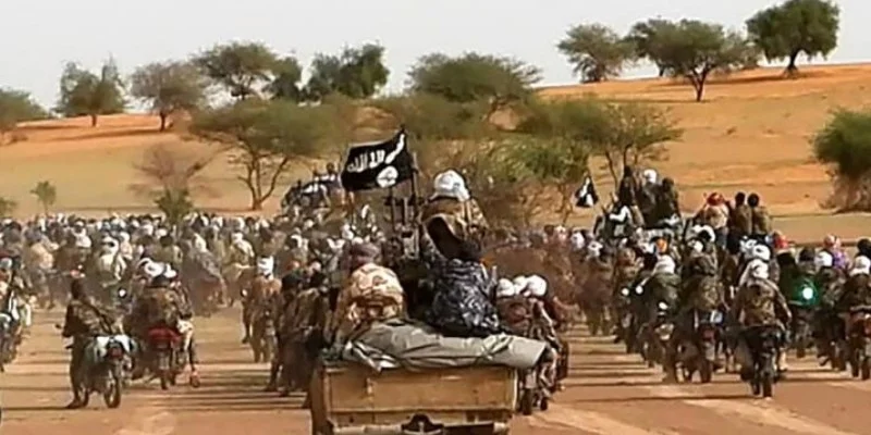 Mali: Jihadists launch new attacks across north and central
