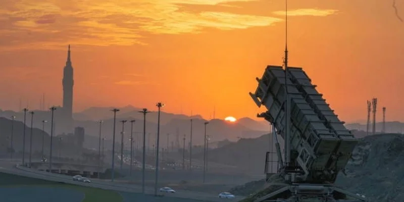 Saudi Arabia Intercepts Five Houthi Ballistic Missiles as Rebels Claim Strike on Ras Tanura Oil Refinery