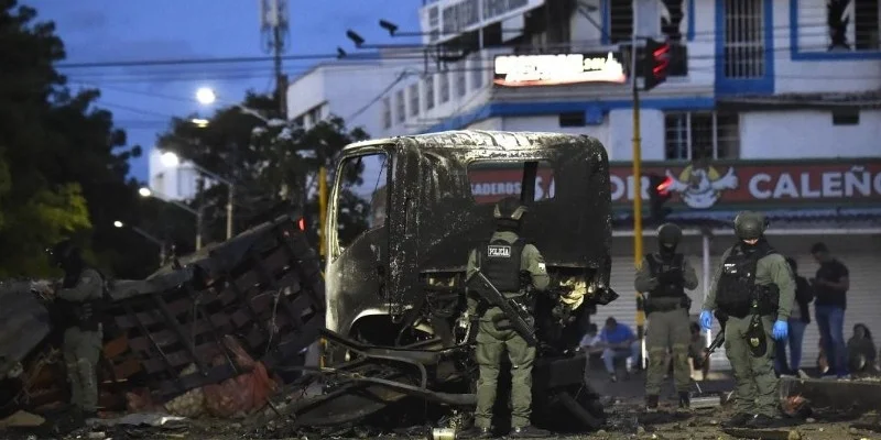 11 Injured in Truck Bomb Explosion Near Police Station in Colombia